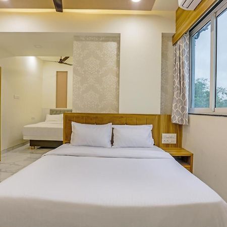 Sai Sagar Lodging & Boarding Ulhāsnagar 外观 照片