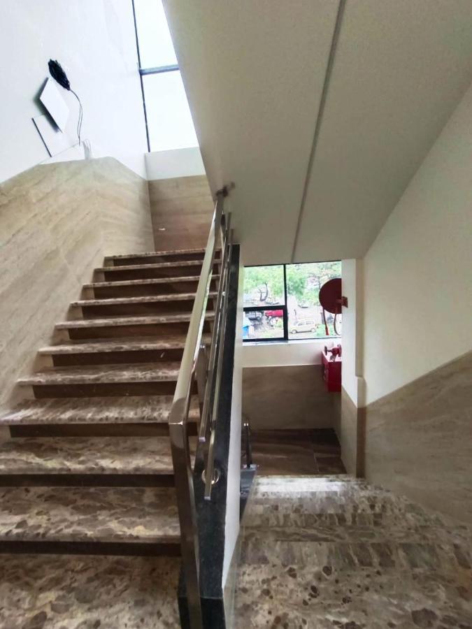 Sai Sagar Lodging & Boarding Ulhāsnagar 外观 照片
