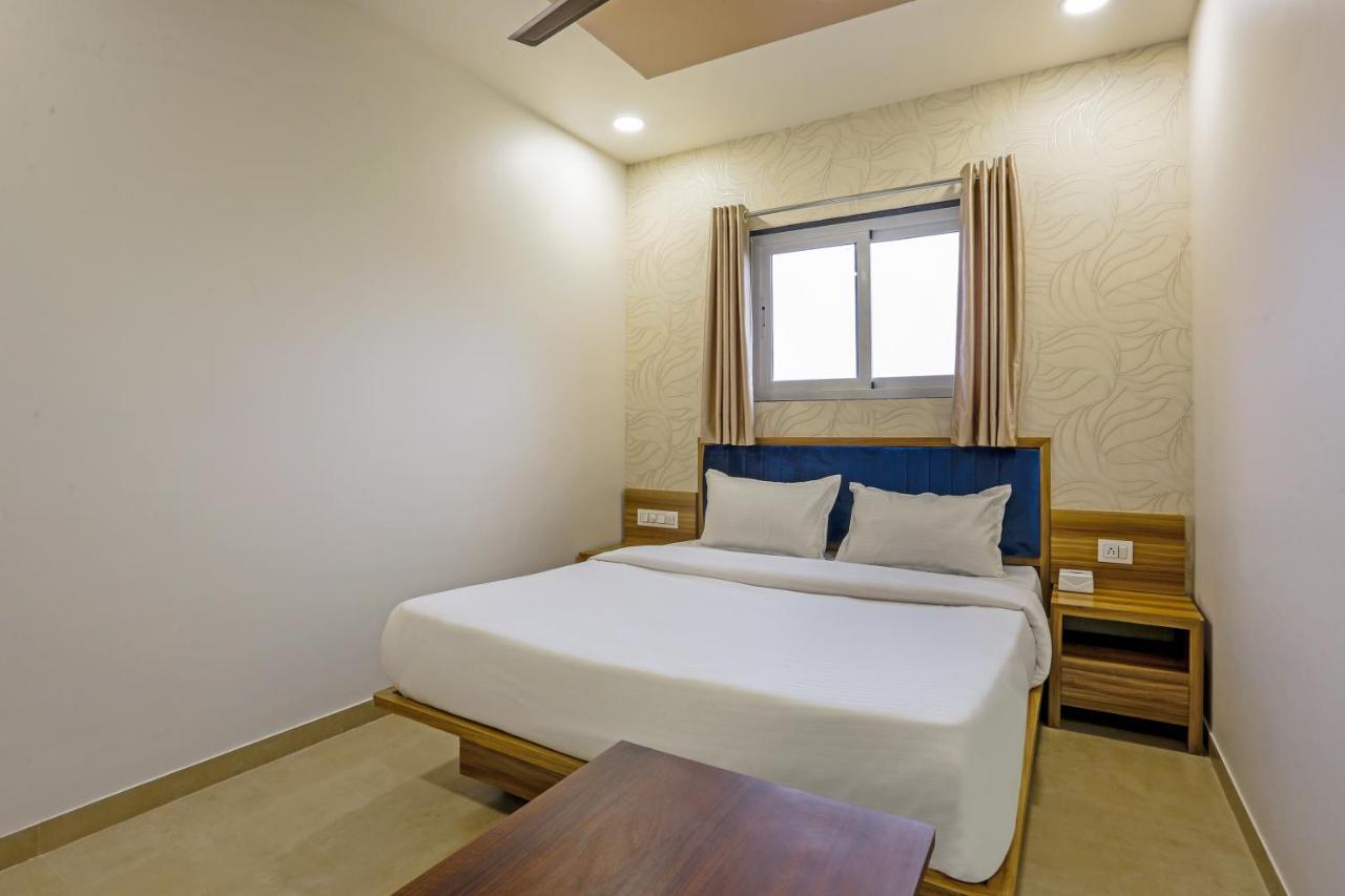Sai Sagar Lodging & Boarding Ulhāsnagar 外观 照片